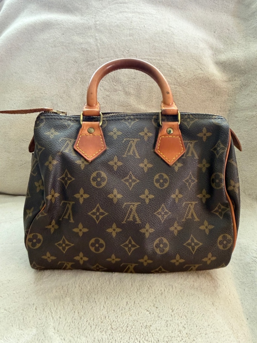 Louis Vuitton Monogram Speedy Handbag - Brown & Tan